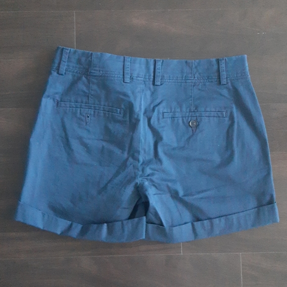 SOLD - Vince Rolled Shorts (Navy) - NWT - Picture 4 of 5